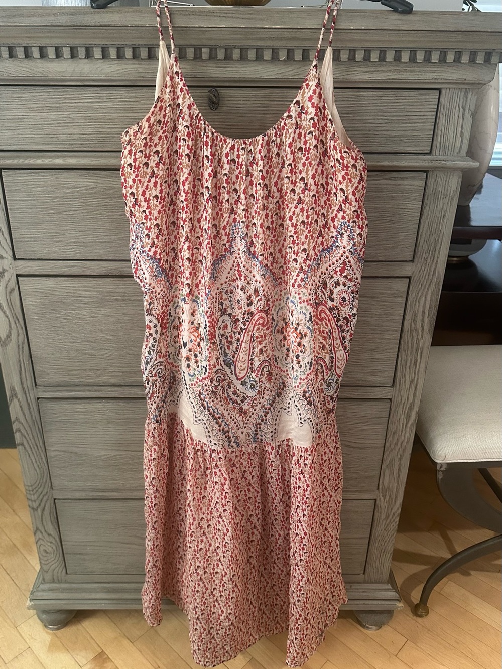 Mes Demoiselles Floral Print Lightweight Dress in Cream, Red, Navy